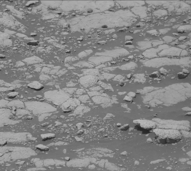 Sol 2774: Mast Camera (Mastcam)