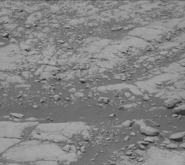 Sol 2774: Mast Camera (Mastcam)