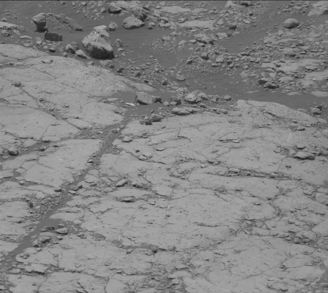 Sol 2774: Mast Camera (Mastcam)
