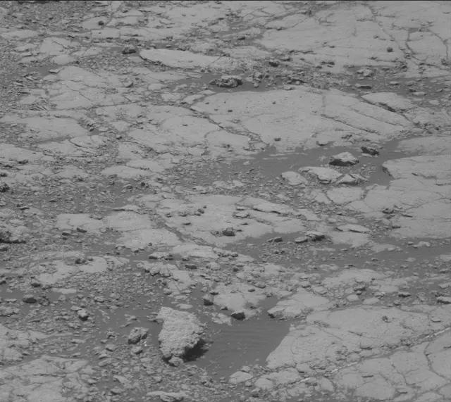 Sol 2774: Mast Camera (Mastcam)