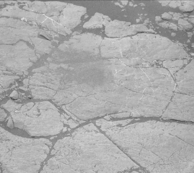 Sol 2777: Mast Camera (Mastcam)