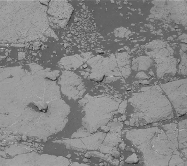 Sol 2778: Mast Camera (Mastcam)