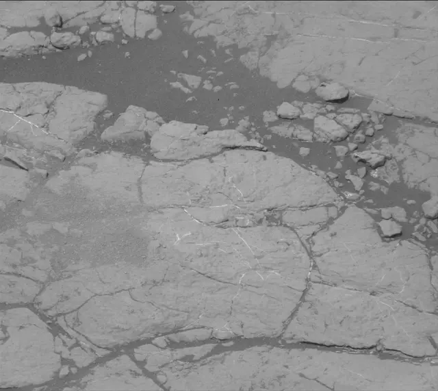 Sol 2778: Mast Camera (Mastcam)