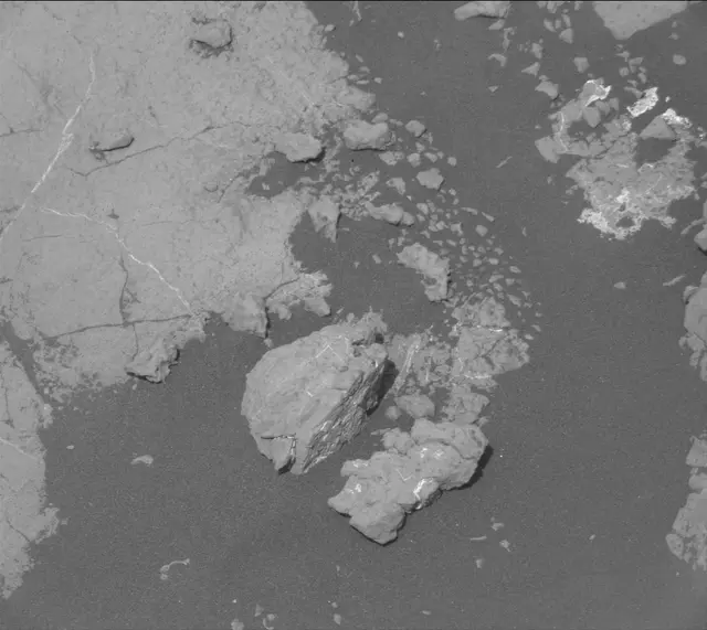 Sol 2778: Mast Camera (Mastcam)