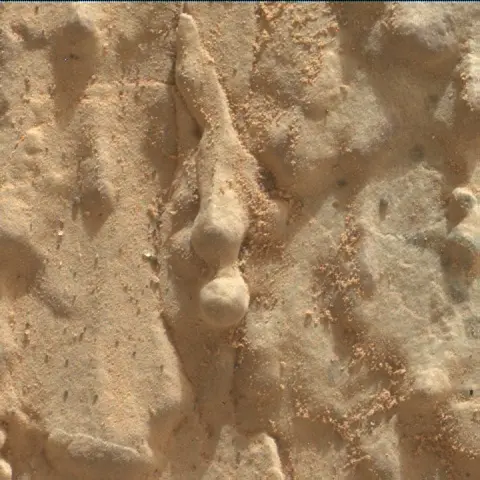 Sol 2778: Mars Hand Lens Imager (MAHLI)