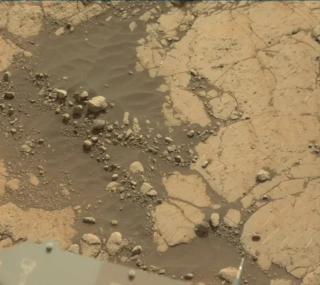 Sol 2780: Mast Camera (Mastcam)
