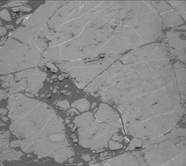 Sol 2781: Mast Camera (Mastcam)