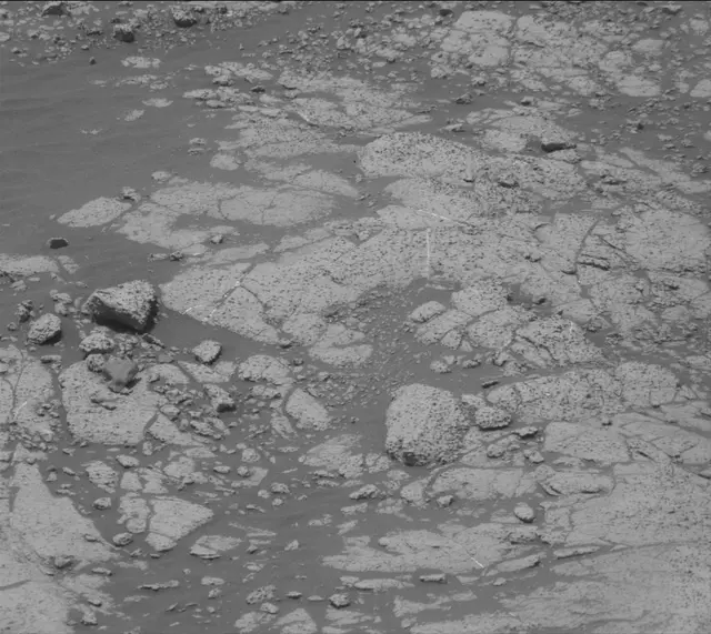 Sol 2781: Mast Camera (Mastcam)
