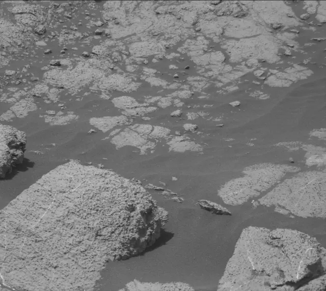 Sol 2781: Mast Camera (Mastcam)