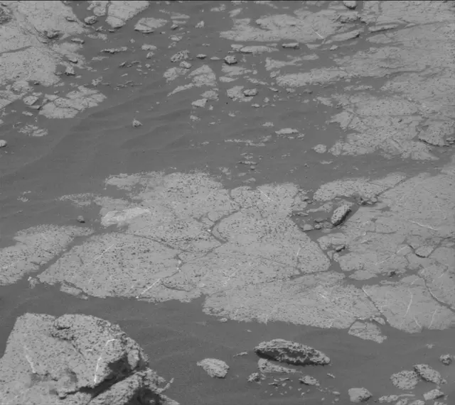 Sol 2781: Mast Camera (Mastcam)