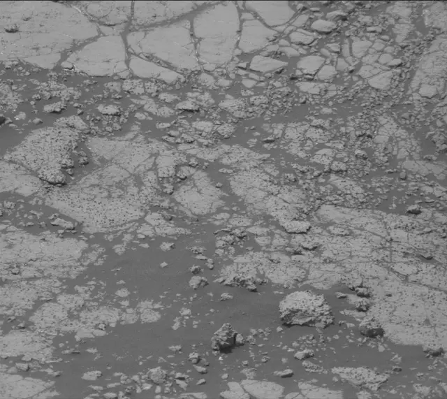 Sol 2781: Mast Camera (Mastcam)