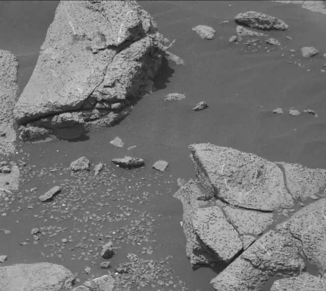 Sol 2781: Mast Camera (Mastcam)