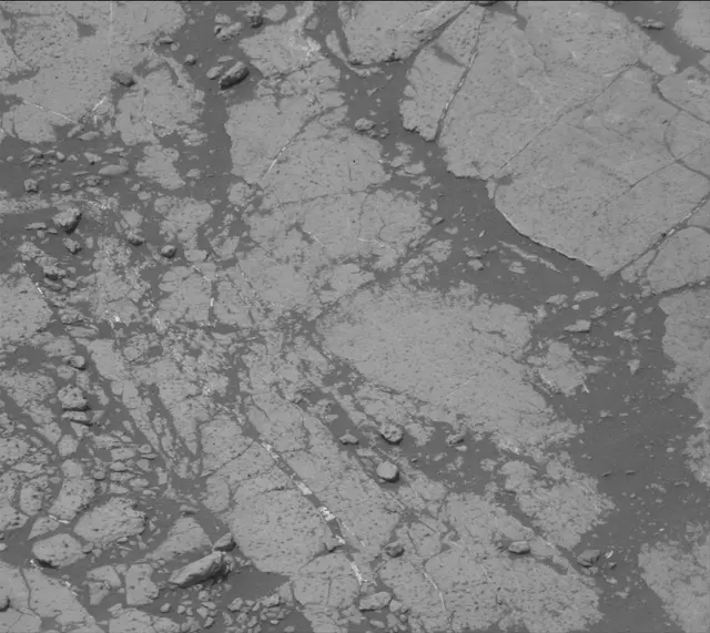 Sol 2781: Mast Camera (Mastcam)