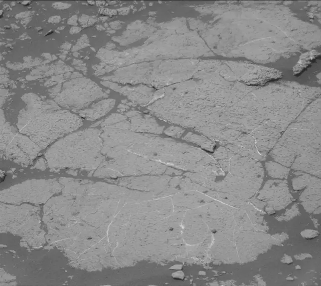 Sol 2781: Mast Camera (Mastcam)