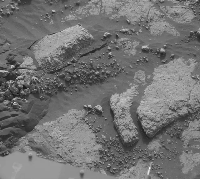 Sol 2783: Mast Camera (Mastcam)
