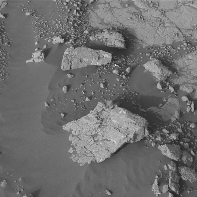 Sol 2783: Mast Camera (Mastcam)