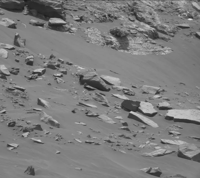 Sol 2783: Mast Camera (Mastcam)