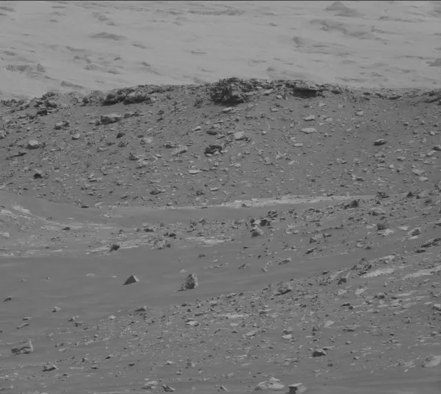 Sol 2783: Mast Camera (Mastcam)