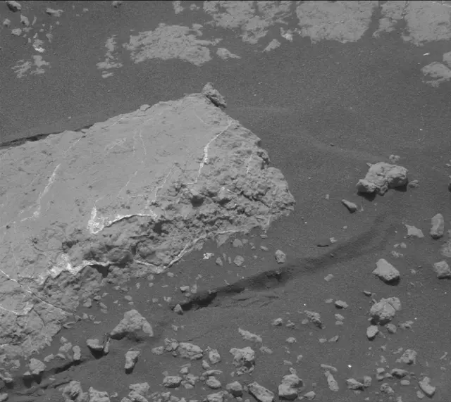 Sol 2785: Mast Camera (Mastcam)