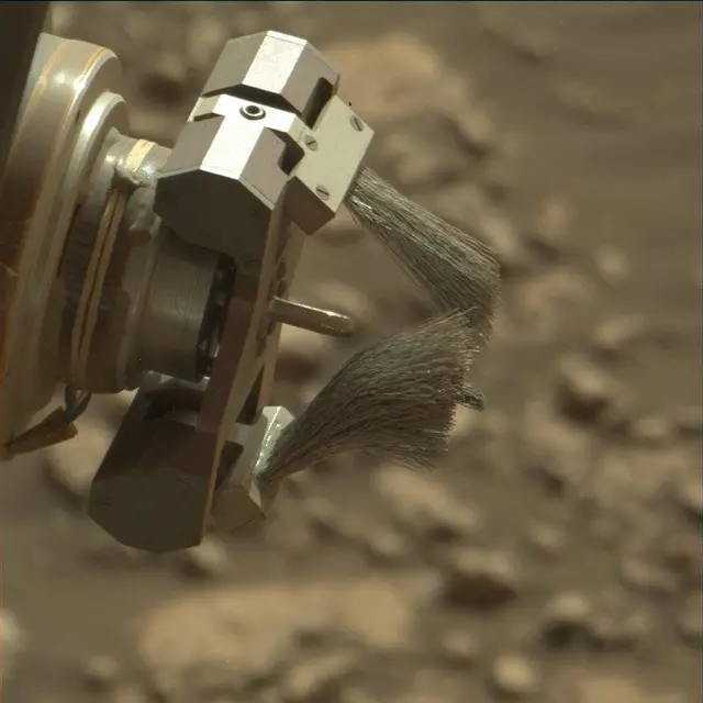 Sol 2785: Mast Camera (Mastcam)