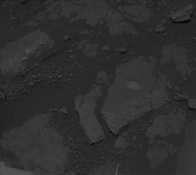 Sol 2786: Mast Camera (Mastcam)