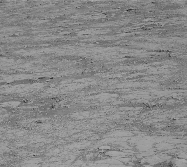 Sol 2786: Mast Camera (Mastcam)