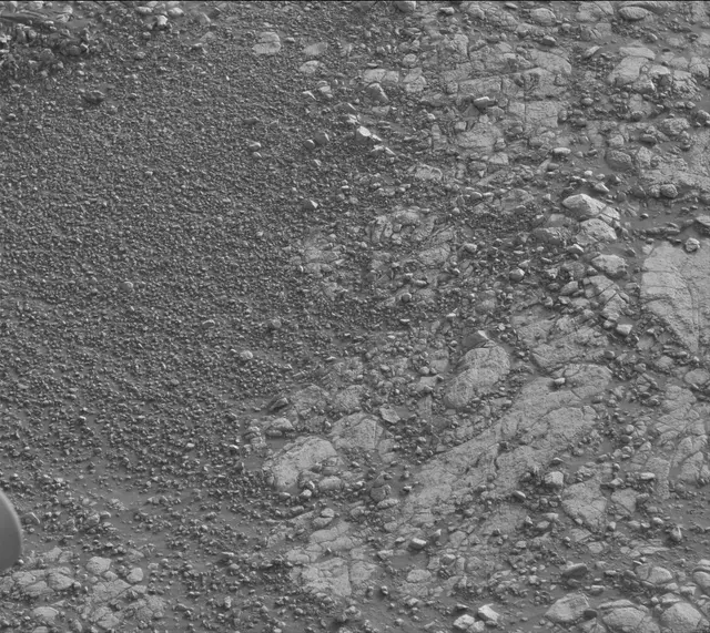 Sol 2786: Mast Camera (Mastcam)