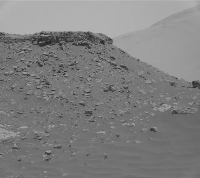 Sol 2786: Mast Camera (Mastcam)