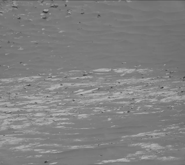Sol 2786: Mast Camera (Mastcam)