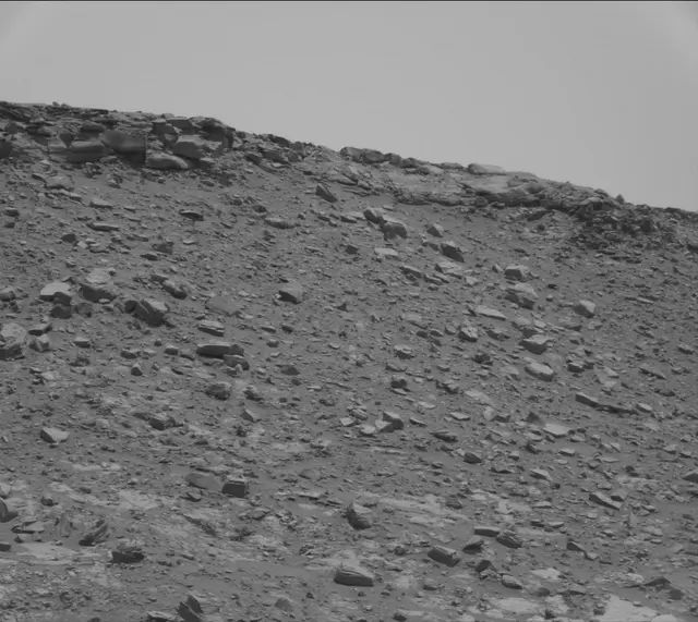 Sol 2786: Mast Camera (Mastcam)