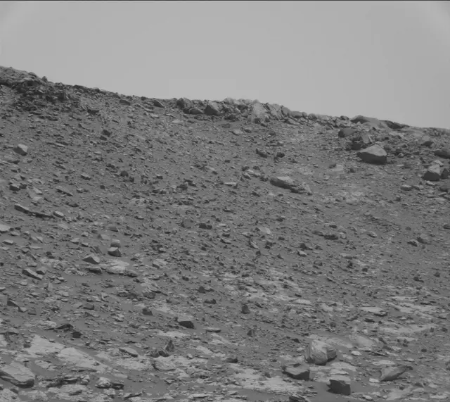 Sol 2786: Mast Camera (Mastcam)