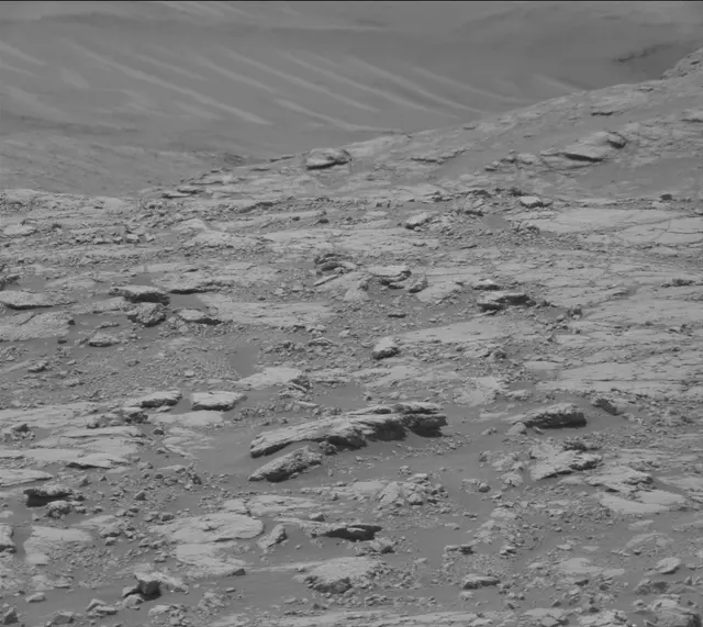 Sol 2786: Mast Camera (Mastcam)