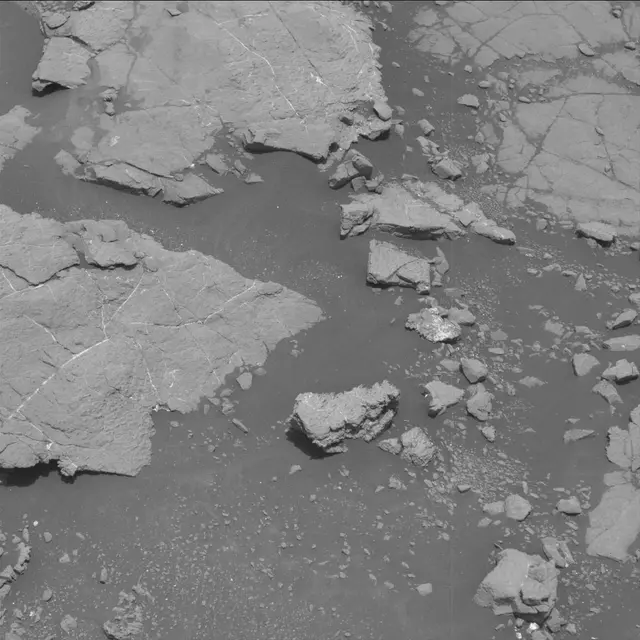 Sol 2787: Mast Camera (Mastcam)