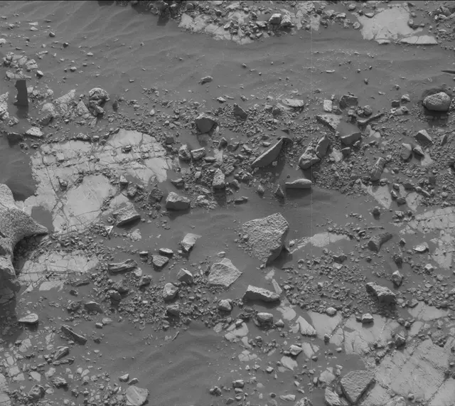 Sol 2788: Mast Camera (Mastcam)