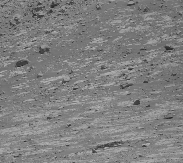 Sol 2788: Mast Camera (Mastcam)