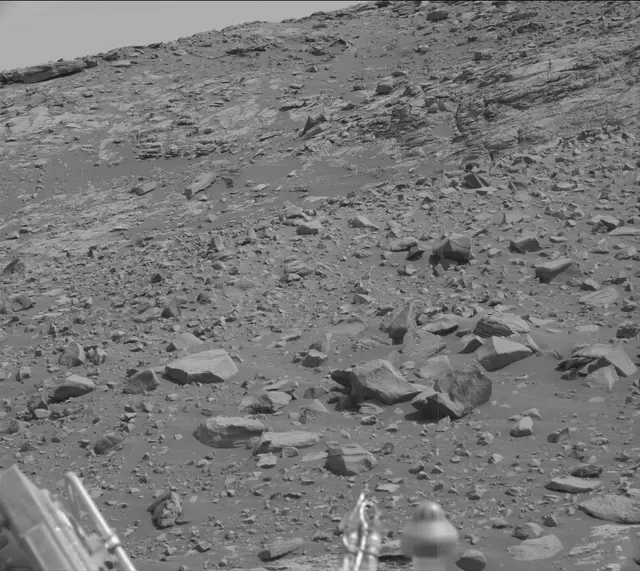 Sol 2789: Mast Camera (Mastcam)
