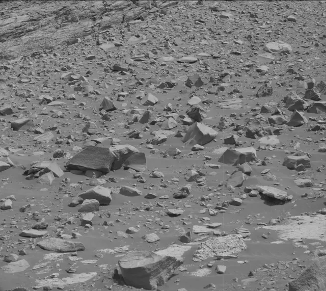 Sol 2789: Mast Camera (Mastcam)