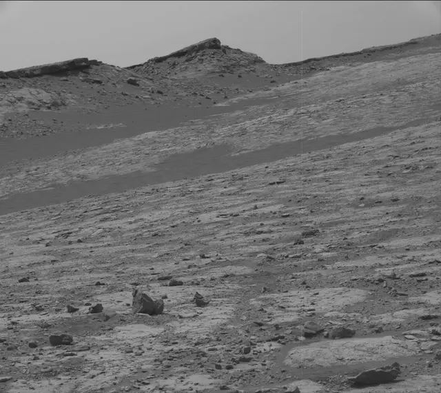 Sol 2789: Mast Camera (Mastcam)