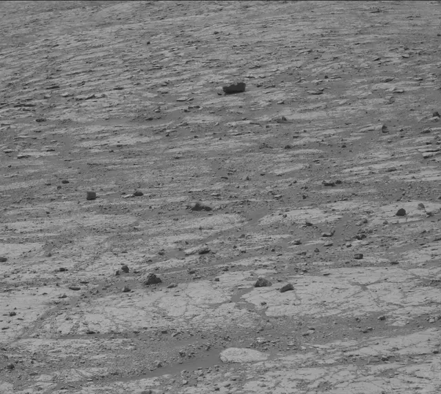 Sol 2789: Mast Camera (Mastcam)