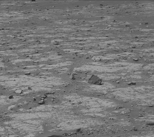 Sol 2789: Mast Camera (Mastcam)