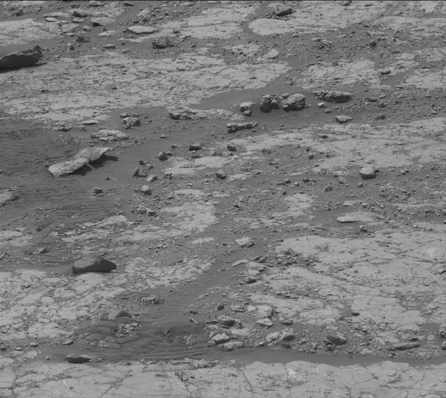 Sol 2789: Mast Camera (Mastcam)