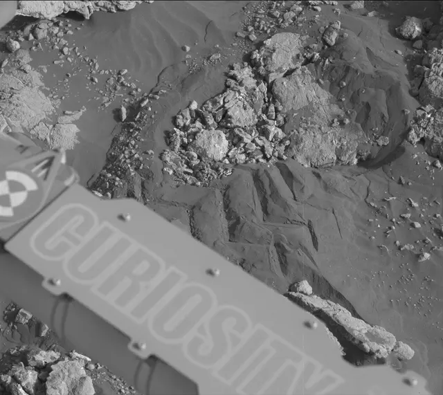 Sol 2790: Mast Camera (Mastcam)