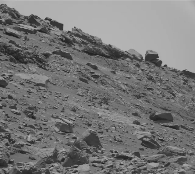 Sol 2790: Mast Camera (Mastcam)