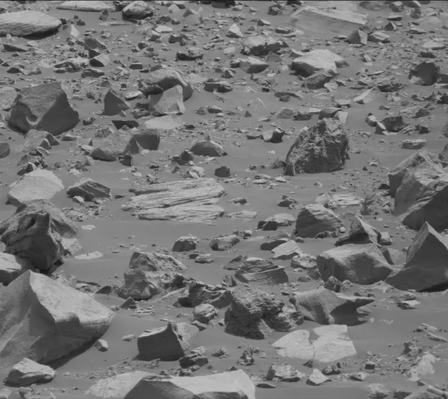 Sol 2790: Mast Camera (Mastcam)