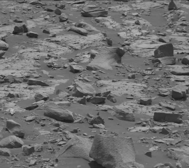 Sol 2790: Mast Camera (Mastcam)