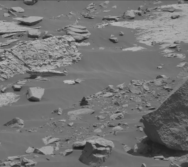 Sol 2790: Mast Camera (Mastcam)