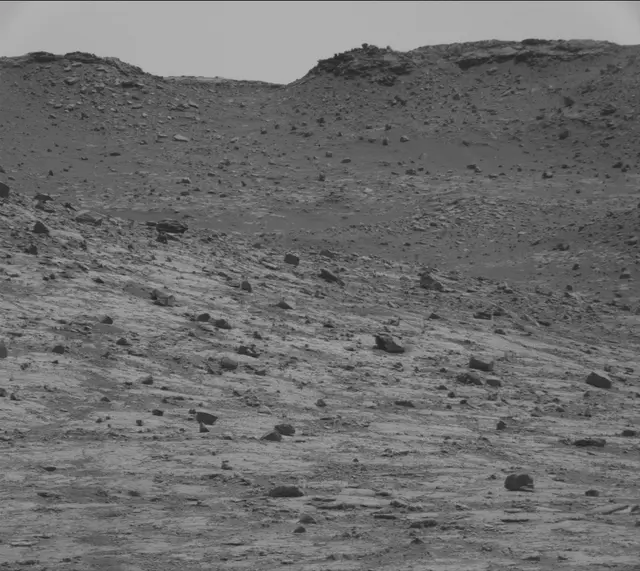Sol 2792: Mast Camera (Mastcam)