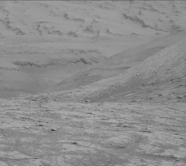 Sol 2792: Mast Camera (Mastcam)