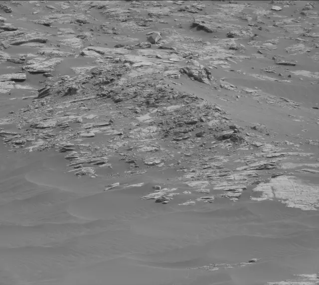Sol 2792: Mast Camera (Mastcam)