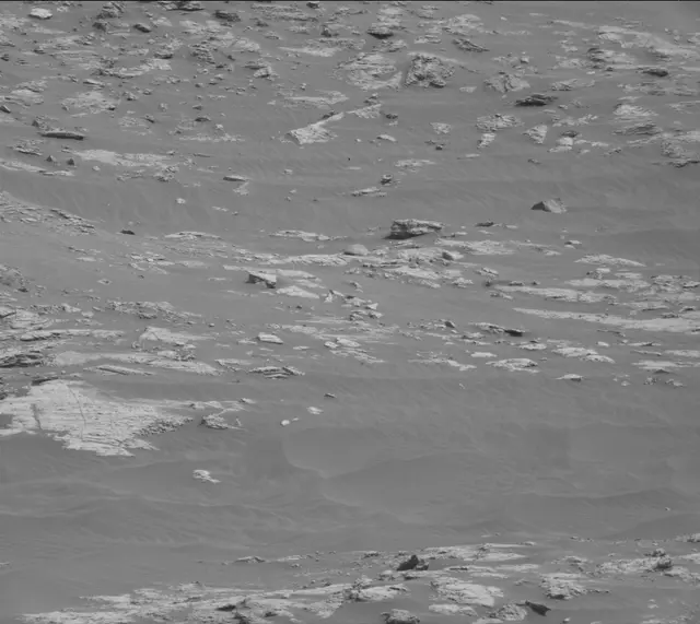 Sol 2792: Mast Camera (Mastcam)